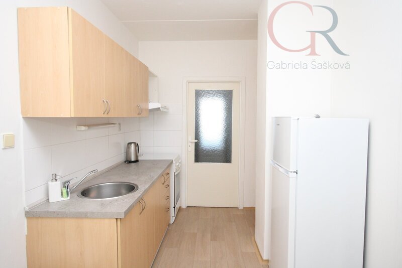 Pronájem bytu 3+1, 72 m2, ulice Vajdova, Praha