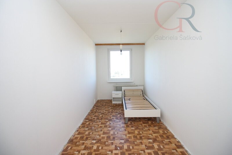 Pronájem bytu 3+1, 72 m2, ulice Vajdova, Praha