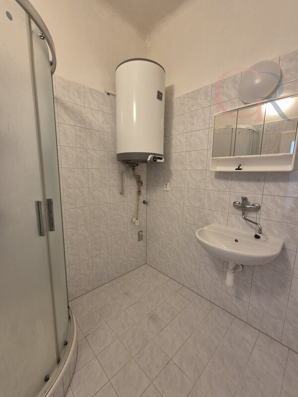 Pronájem bytu 2+kk, 50 m2, v ul. Veleslavínova, Plzeň