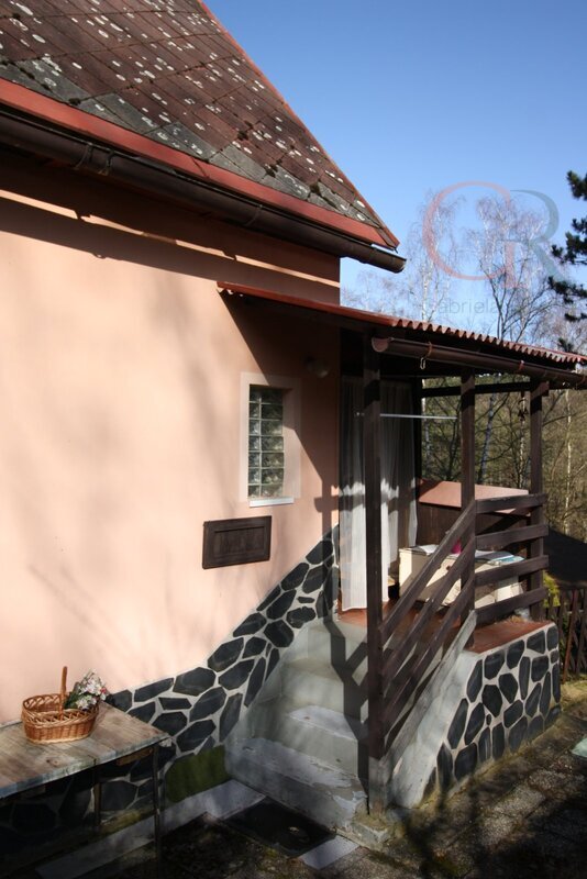 Prodej chaty v obci Planá